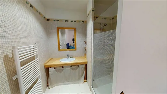 Rooms in Poitiers - photo 2