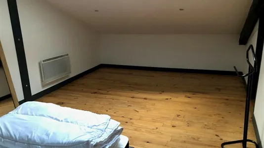 Houses in Angoulême - photo 8