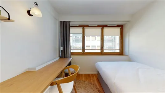 Rooms in Paris 17ème arrondissement - photo 2