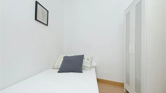 Rooms in Madrid Chamberí - photo 3