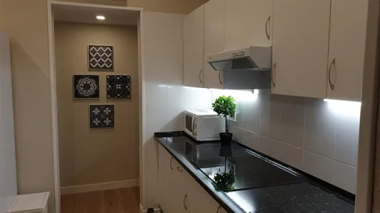 Rooms in Madrid Puente de Vallecas - photo 9