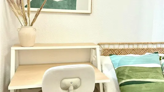 Rooms in Madrid Chamberí - photo 2