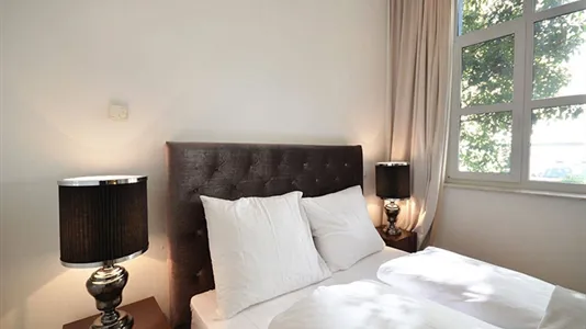 Apartments in Frankfurt Süd - photo 4