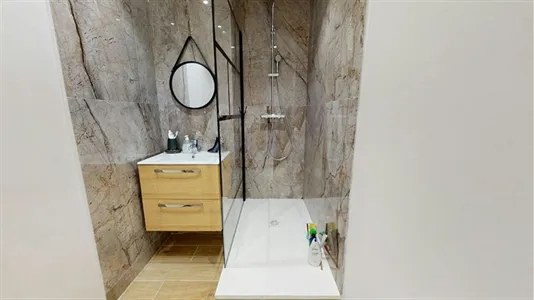 Rooms in Lyon - photo 10