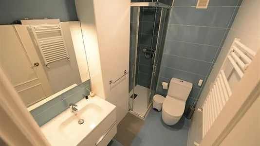 Rooms in Bilbao - photo 7