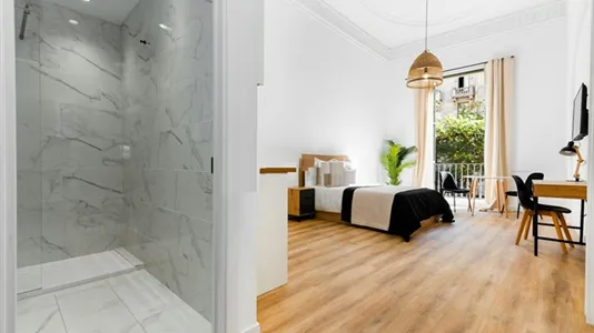 Rooms in Barcelona Eixample - photo 7