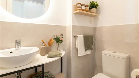 Rooms in Sevilla Triana - photo 8