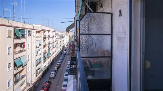 Rooms in el Camí de Vera - photo 6