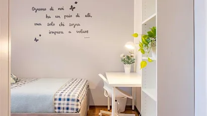 Room for rent in Milano Zona 2 - Stazione Centrale, Gorla, Turro, Greco, Crescenzago, Milan