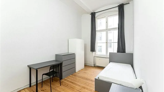 Rooms in Berlin Friedrichshain-Kreuzberg - photo 1