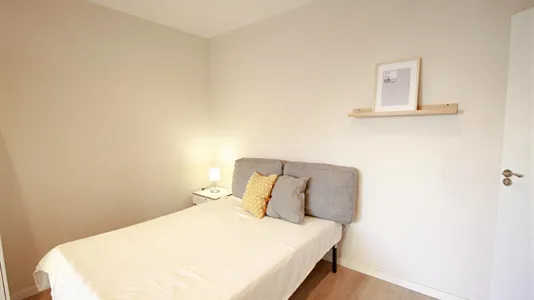 Rooms in Barcelona Eixample - photo 5