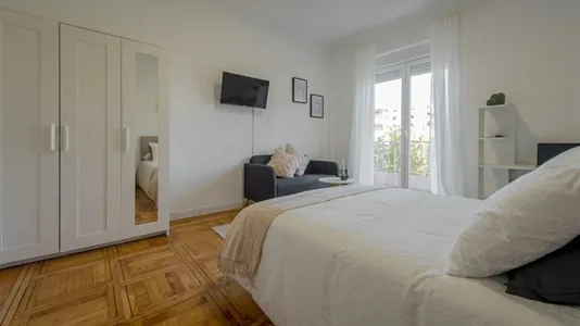 Rooms in Madrid Chamartín - photo 2