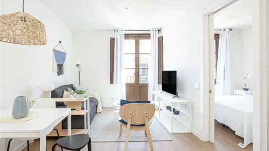 Apartments in Barcelona Ciutat Vella - photo 1