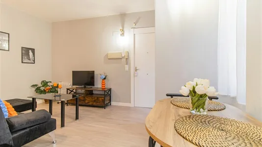 Apartments in Zaragoza - photo 4