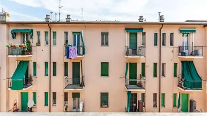 Room for rent in Milano Zona 9 - Porta Garibaldi, Niguarda, Milan