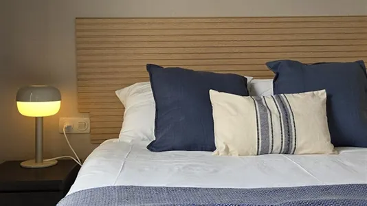 Rooms in Barcelona Eixample - photo 5