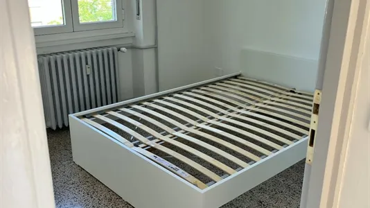 Rooms in Milano Zona 8 - Fiera, Gallaratese, Quarto Oggiaro - photo 2