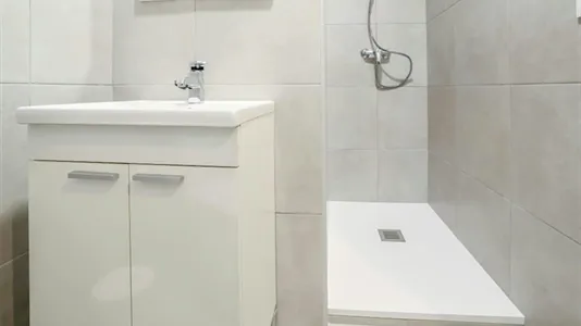 Rooms in Valencia L'Eixample - photo 8