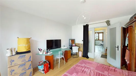 Rooms in Saint-Julien-en-Genevois - photo 5