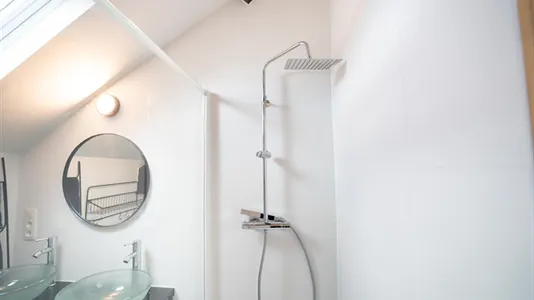 Rooms in La Louvière - photo 5