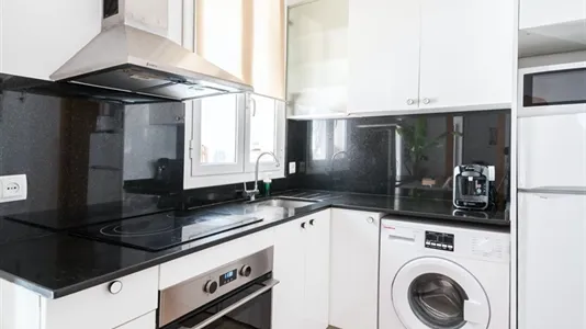 Apartments in Barcelona Ciutat Vella - photo 9