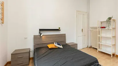 Room for rent in Milano Zona 4 - Vittoria, Forlanini, Milan
