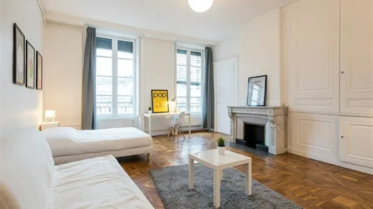 Rooms in Lyon - photo 2