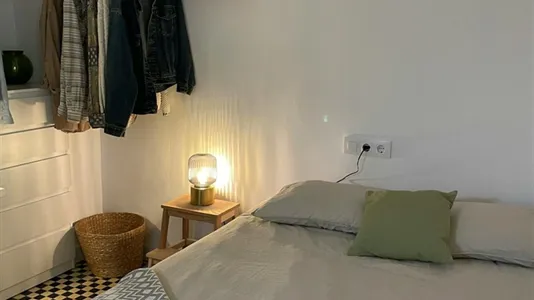 Rooms in Barcelona Eixample - photo 6