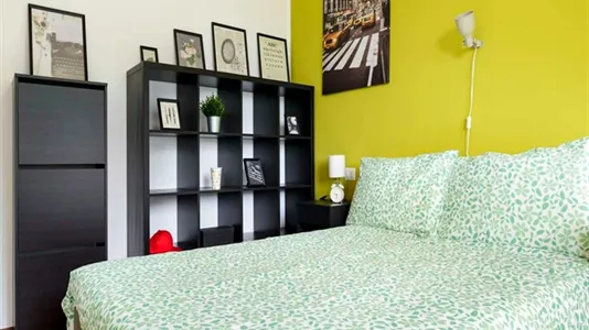 Rooms in Milano Zona 8 - Fiera, Gallaratese, Quarto Oggiaro - photo 5