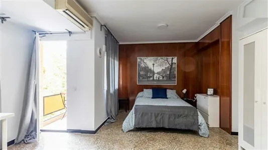 Rooms in Valencia L'Eixample - photo 1