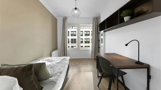Rooms in Berlin Mitte - photo 9