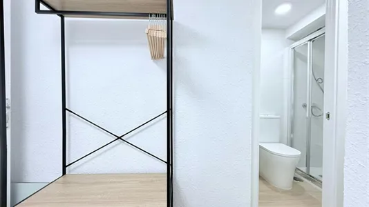 Rooms in Los Berrocales - photo 3