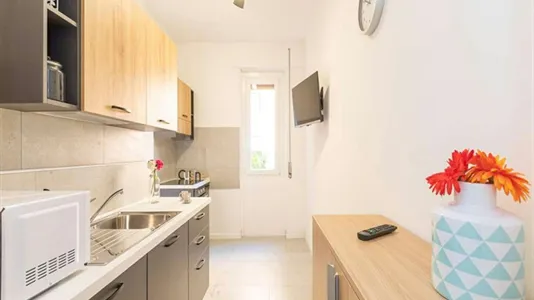 Rooms in Milano Zona 8 - Fiera, Gallaratese, Quarto Oggiaro - photo 8