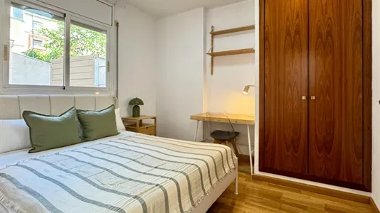 Rooms in Barcelona Eixample - photo 1