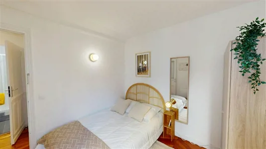 Rooms in Paris 9ème arrondissement - photo 2