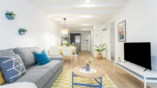 Apartments in Barcelona Ciutat Vella - photo 3
