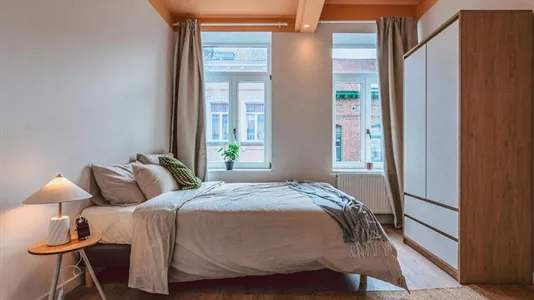 Rooms in Brussels Sint-Joost-ten-Node - photo 2