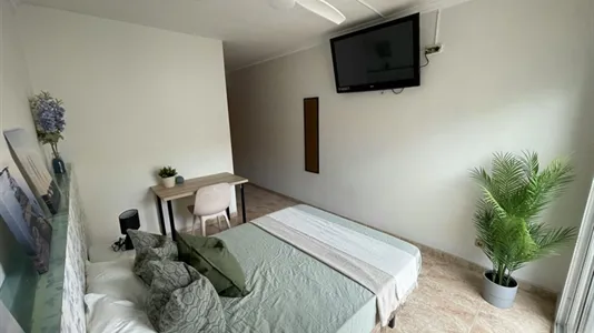 Rooms in Esplugues de Llobregat - photo 5