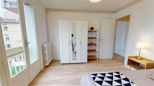 Rooms in Lyon - photo 2