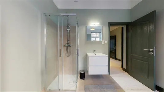 Rooms in Brussels Sint-Gillis - photo 3