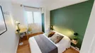 Room for rent, Paris 15ème arrondissement, Paris, &lt;span class=&quot;blurred street&quot; onclick=&quot;ProcessAdRequest(9737134)&quot;&gt;&lt;span class=&quot;hint&quot;&gt;See streetname&lt;/span&gt;[xxxxxxxxxxxxx]&lt;/span&gt;