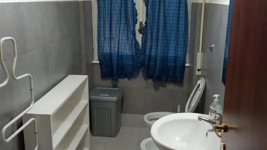 Rooms in Roma Municipio VIII – Appia Antica - photo 5