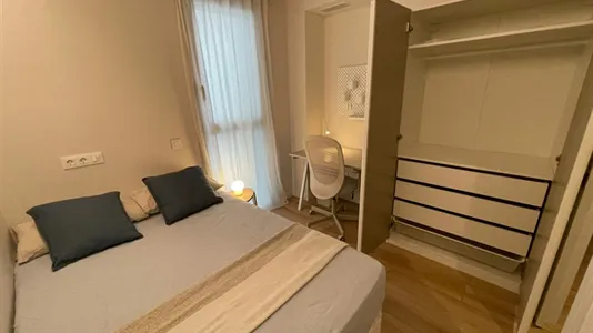 Rooms in L'Hospitalet de Llobregat - photo 2