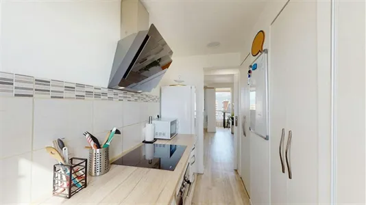 Rooms in Toulon - photo 5