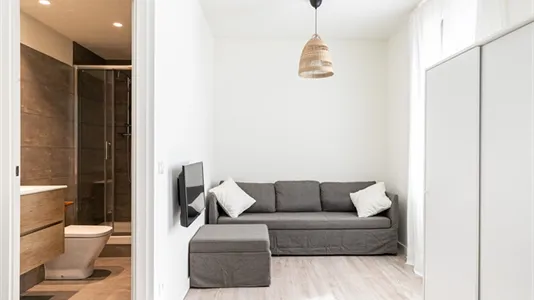 Apartments in Barcelona Ciutat Vella - photo 4