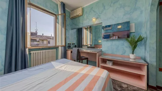 Rooms in Novara - photo 1