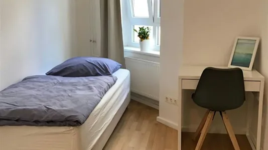 Rooms in Berlin Tempelhof-Schöneberg - photo 2