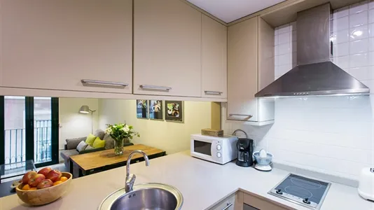 Apartments in Barcelona Ciutat Vella - photo 6