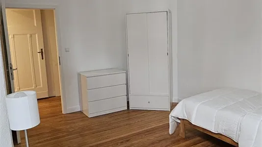 Rooms in Berlin Charlottenburg-Wilmersdorf - photo 4