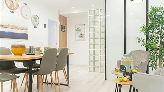 Rooms in Madrid Chamartín - photo 9